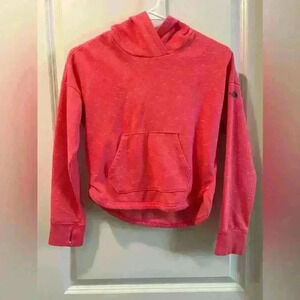 The North Face girls pink pullover hoodie size M light weight with thumb holes